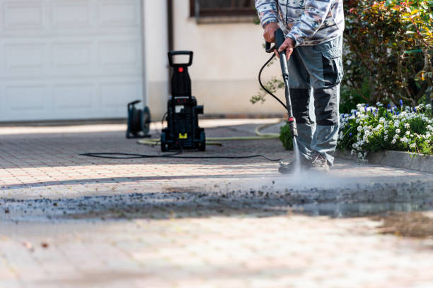 Why Choose Our Certified Pressure Washing Experts for Your Project Needs in Ocala Estates, FL?